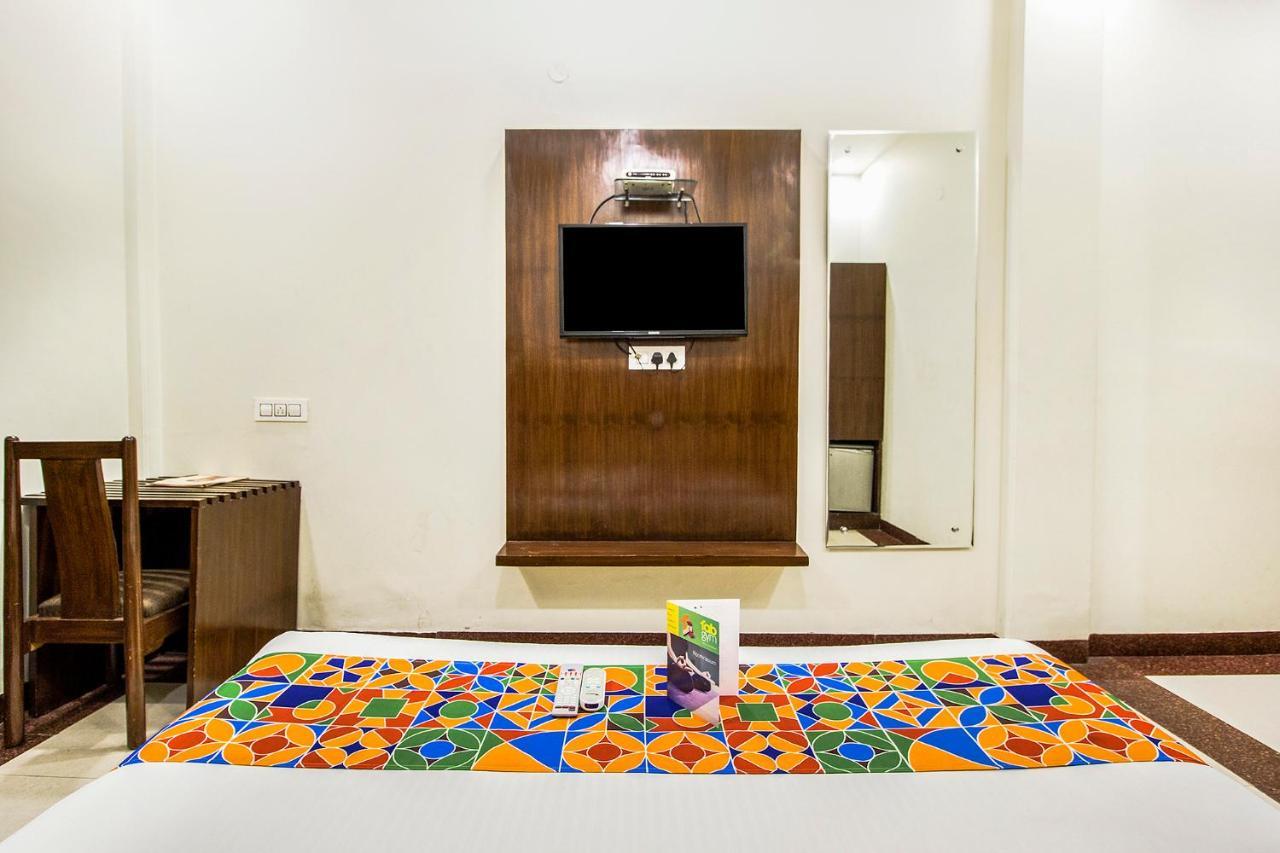 Fabhotel Kk Continental Albert Rd Amritszár Kültér fotó